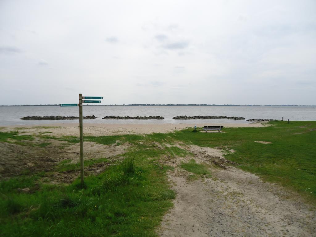 Huize Polderzicht Aan Het Grevelingenmeer Battenoord Exterior photo